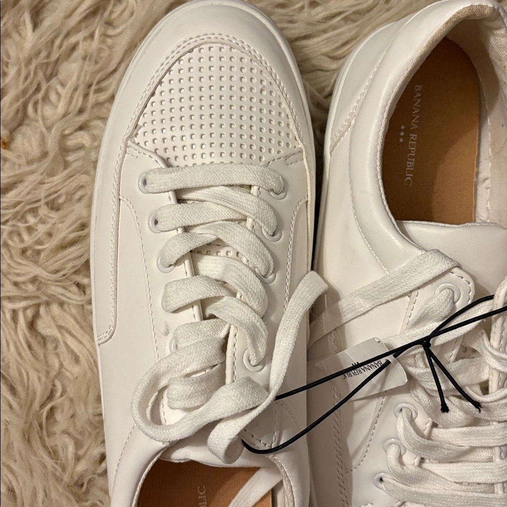 Banana Republic Classic White Lace-Up Sneakers sz 10 - Picture 7 of 8